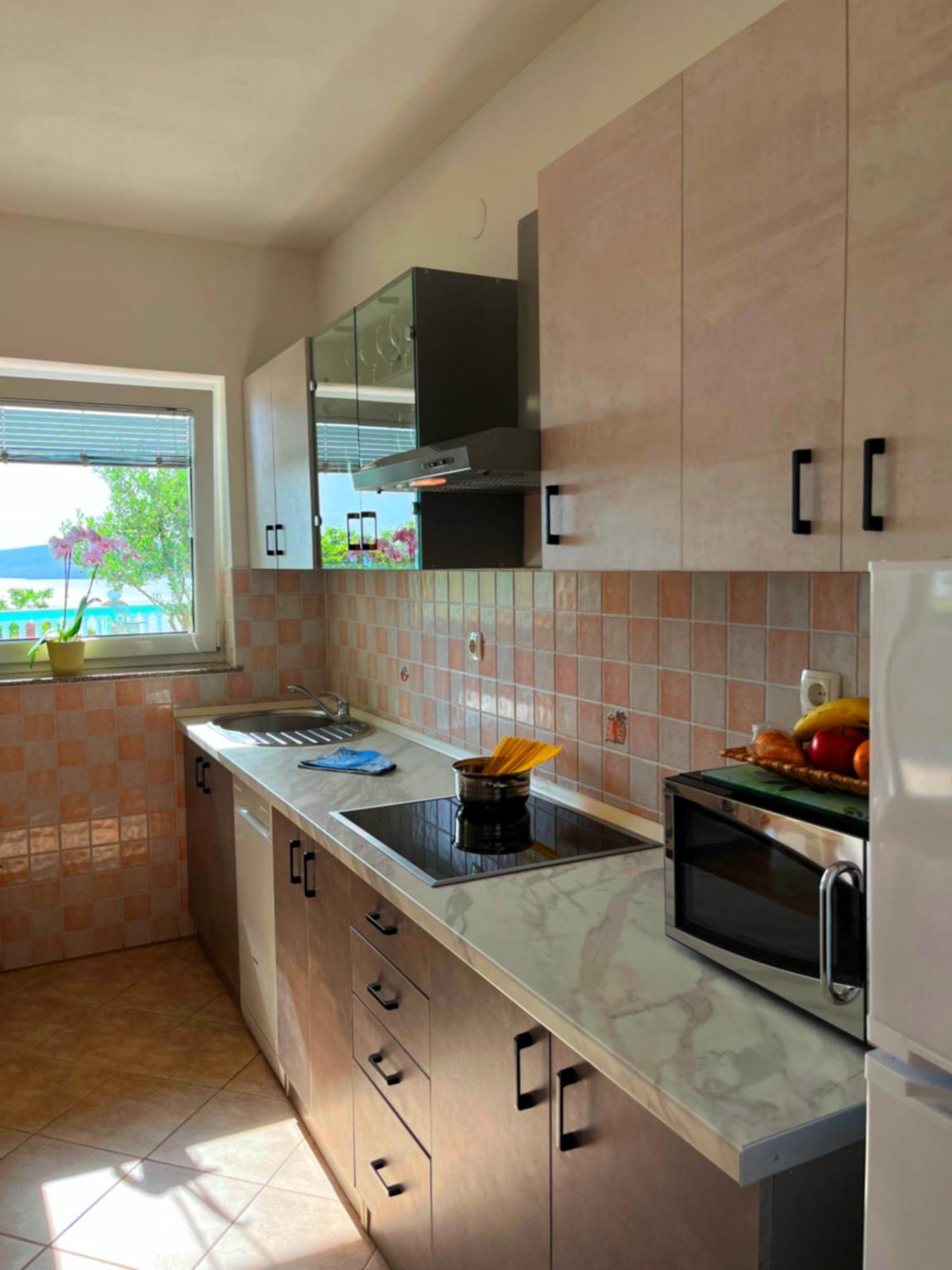 Holiday Home Larma Сен Екстериор снимка
