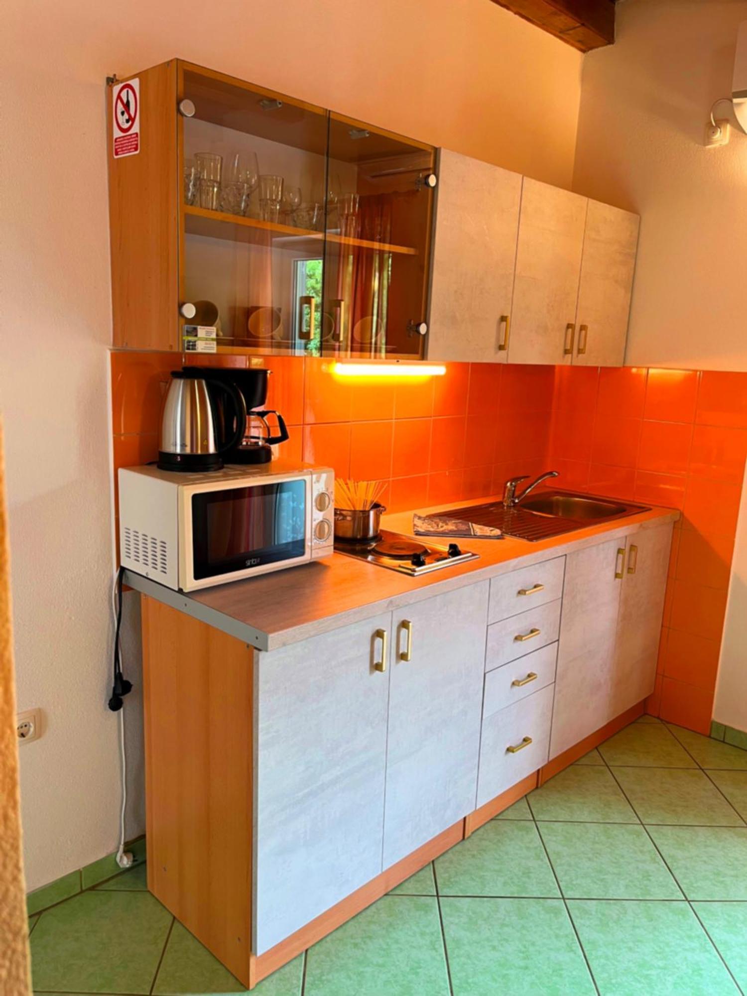 Holiday Home Larma Сен Екстериор снимка
